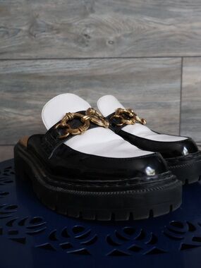 Sam Edelman - Circus Black & White Women's Chain-Accent Slip-On Loafers
